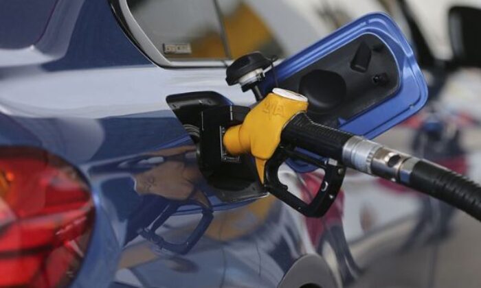 Benzine zam geldi!.