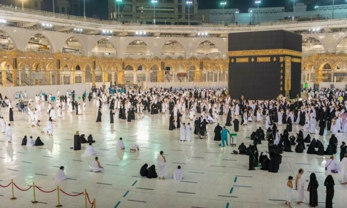 Suudi Arabistan tüm koronavirüs kısıtlamalarını kaldırdı!.