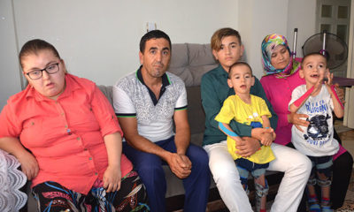 İkizleri ile birlikte 3 çocuğu engelli aile zor durumda