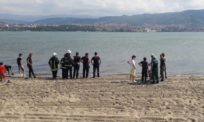 Boğulma tehlikesi geçiren 3 çocuk kurtarıldı, 1 çocuk kayboldu
