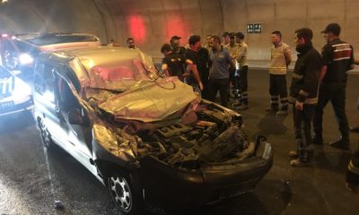 Tünelde TIR’a arkadan çarpan hafif ticari aracın sürücüsü öldü