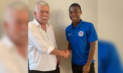 Menemenspor’da Onoka imzaladı