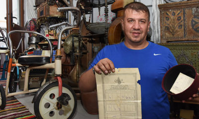 20 yıldır topladığı antika eşyalarla evini müzeye çevirdi