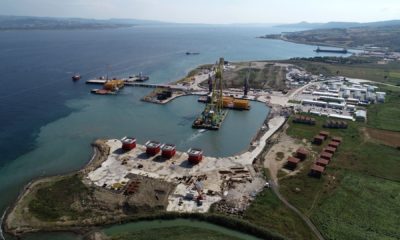 Her biri 800 ton ağırlığında olan ilk kule blokları tamamlandı