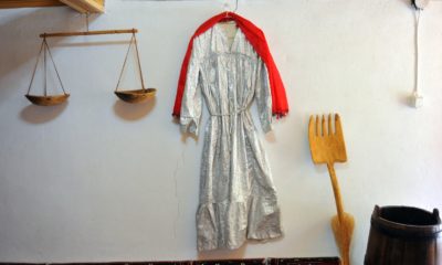 Evinin bahçesindeki odayı müzeye çevirdi