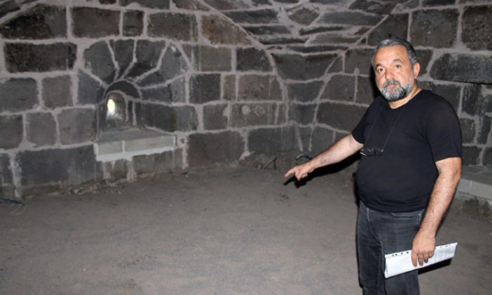 Süleyman Bey Türbesi’nin sandukaları çalındı