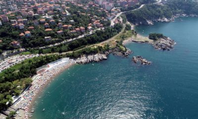 Ege ve Akdeniz sahillerini aratmadı! Tatilcilerin akınına uğradı