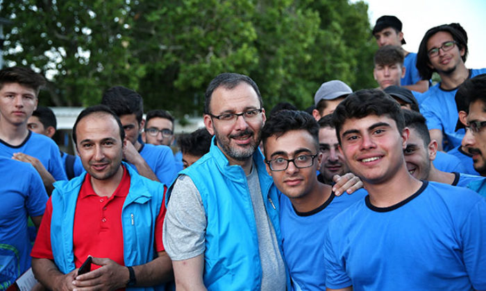 Bakan Kasapoğlu: 38 gençlik kampından her yıl 125 bin gencimiz yararlanıyor