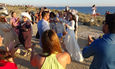 Bozcaada’da gün batımında nikah ve evlilik teklifi