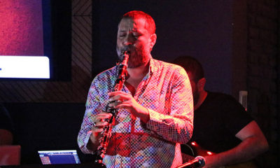 Hüsnü Şenlendirici’ye halasıyla birlikte konser teklifi