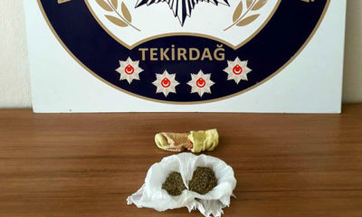 Çocuk çorabı içinden uyuşturucu çıktı