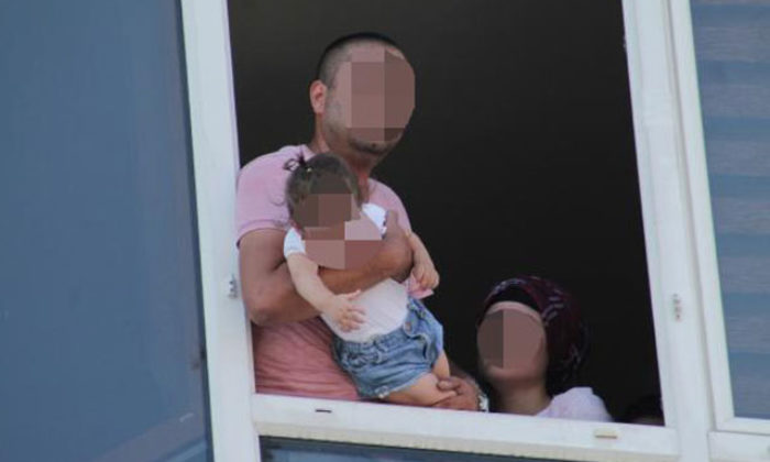 Kucağına aldığı kızıyla intihara kalkıştı