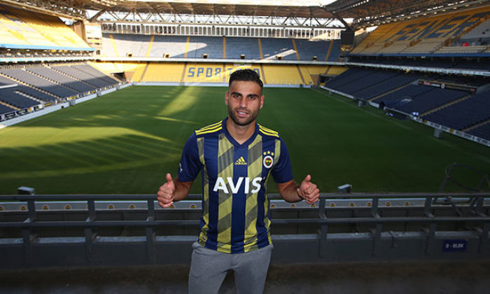 Fenerbahçe Deniz Türüç ile 3 yıllığına anlaştı