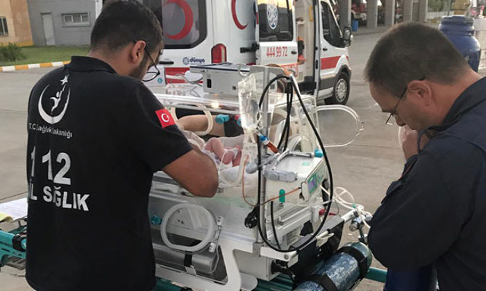 Esra bebeğe, helikopterle sevk