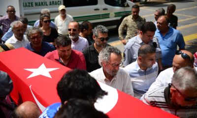 Ünlü oyuncu Cengiz Sezici, Adana’da toprağa verildi