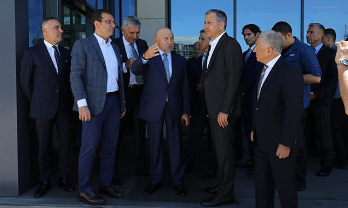 Ali Yerlikaya ve Ekrem İmamoğlu’ndan Nihat Özdemir’e ziyaret