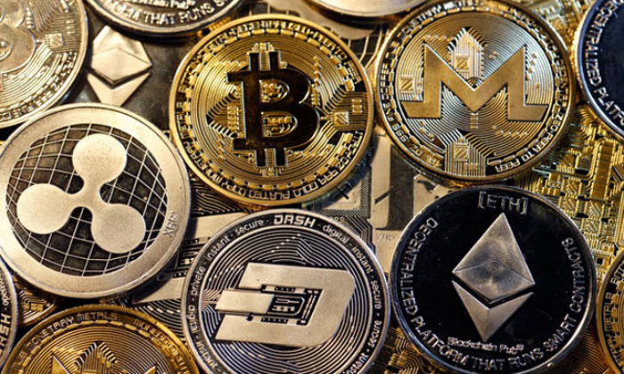Bitcoin yeniden 12 bin doların altına indi