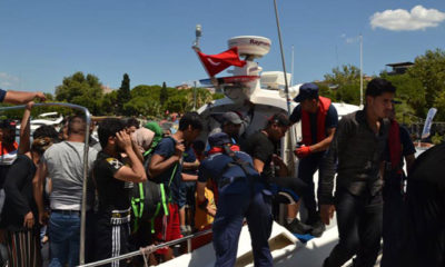 Dikili açıklarında 95 kaçak göçmen yakalandı