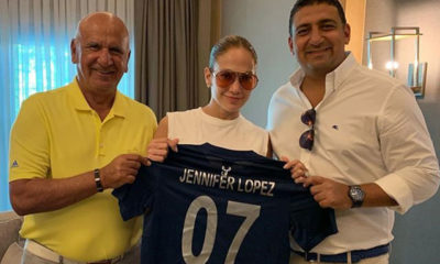 Jennifer Lopez’e Türkiye haritalı Antalyaspor forması