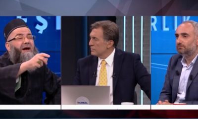 CÜBBELİ,  İSMAİL SAYMAZ’A ÇOK SİNİRLENDİ: ”PAPAĞAN BU, ŞEKERİM OYNADI!”
