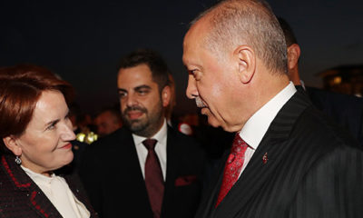 BAŞKAN ERDOĞAN İLE TOKALAŞAN AKŞENER’İN MUTLULUĞU FOTOĞRAFLARA YANSIDI!.