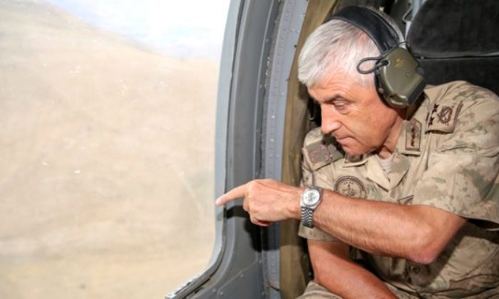 JANDARMA GENEL KOMUTANI ÇETİN: ”DAĞLAR TERÖRİSTLERDEN TAMAMEN TEMİZLENDİ!”