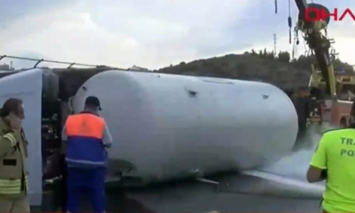 SON DAKİKA: TEM OTOYOLU’NDA KAZA!..