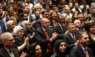 BAŞKAN ERDOĞAN AYAKTA ALKIŞLADI!..