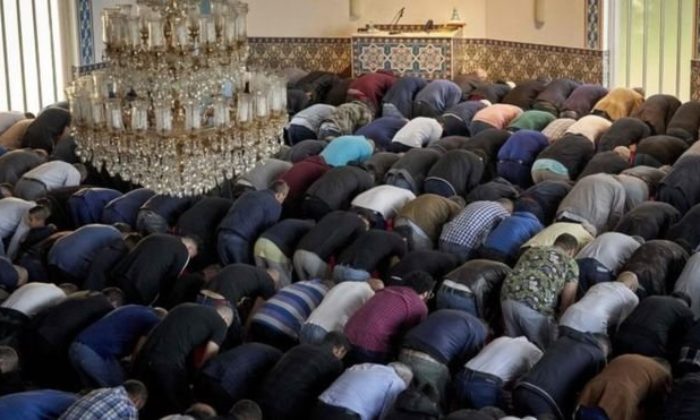 KADINLARI AŞAĞILAYAN VE EŞCİNSELLİĞİN GÜNAH OLDUĞUNU SAVUNAN CAMİLER KAPATILACAK!..