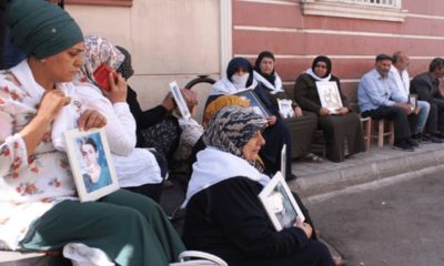 HDP ÖNÜNDE OTURMA EYLEMİ YAPAN AİLEYİ TEHDİT EDEN ŞÜPHELİ YAKALANDI!..