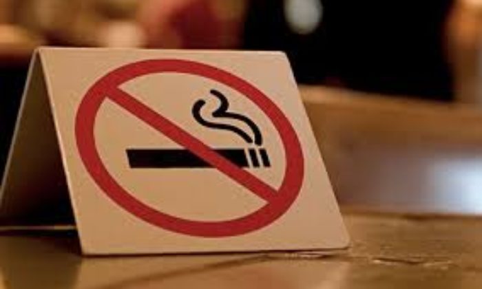 SİGARA YASAĞININ GENİŞLEMESİ İLE KENDİ ARAÇLARINDA SİGARA İÇENLERE DE CAZA YAĞDI!.