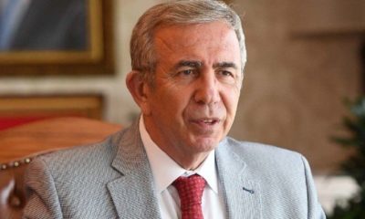 MANSUR YAVAŞ’TAN ÖĞRENCİLERE YÜZDE 50 JEST!..