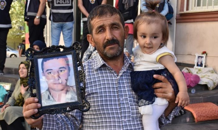 ACILI BABA İSYAN ETTİ!. “OĞLUMU PKK’YA HDP VERDİ!.”