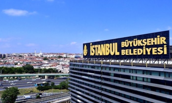 İBB TV’DEKİ CAMİ LOGOSU KALDIRILINCA ELEŞTİRİLERİN ODAĞI OLDU!.