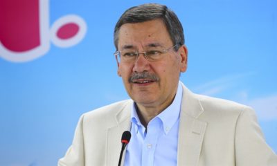 MELİH GÖKÇEK’TEN MANSUR YAVAŞ’A İBRETLİK SÖZ!. “HA SUYA YAZILAN YAZI, HA SENİN VERDİĞİN SÖZ!”