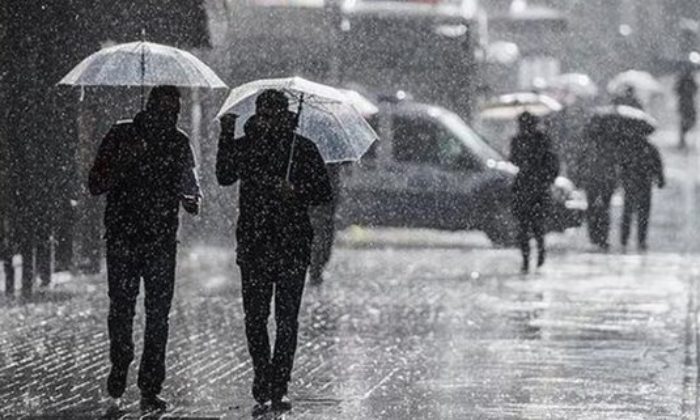 VALİLİKTEN İSTANBULLULAR İÇİN ŞİDDETLİ YAĞIŞ AÇIKLAMASI!.