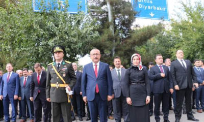 HDP’Lİ VEKİLİN SKANDAL GÖRÜNTÜLERİ TÖRENE DAMGA VURDU!.