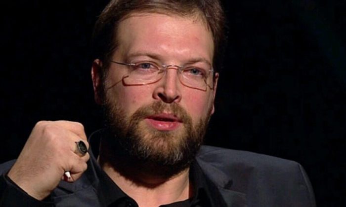 FATİH TEZCAN’IN ATATÜRK PAYLAŞIMI SOSYAL MEDYAYI SALLADI!.