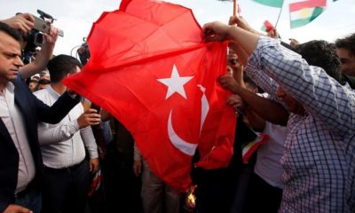 SKANDAL GÖRÜNTÜLER! TERÖR ÖRGÜTÜ PKK BAYRAĞIMIZI YAKTI!.