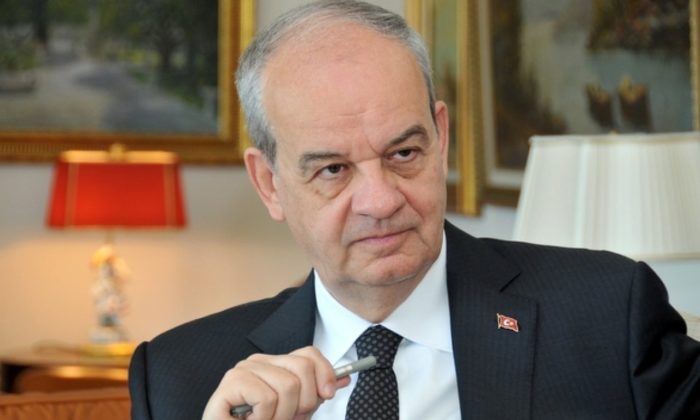 İLKER BAŞBUĞ’DAN BARIŞ PINARI HAREKATI AÇIKLAMASI: SONUNA KADAR TÜRK ORDUSUNUN ARKASINDA OLACAĞIZ..