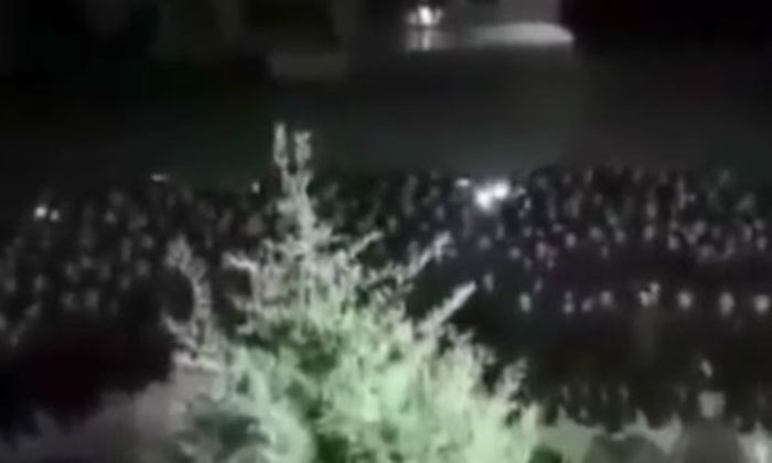 MEHMETÇİKLERİMİZİN AĞLATAN GÖRÜNTÜLERİ!. “RASÛLÜ EKREM’İN TEVHÎD SANCAĞI BİZİMLEYDİ!.”