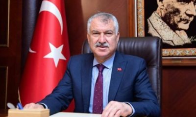 İŞÇİ KIYIMINA HIZ VEREN CHP’Lİ ZEYDAN KARALAR YOL İSTEYEN KADIN MUHTARA ‘BARDAK’ FIRLATTI!..