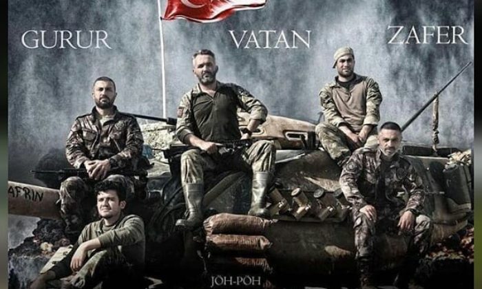 VE ÜÇ HARFLİLER SAHAYA İNDİ!.