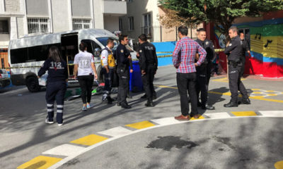 OKUL BAHÇESİNDE DEHŞET!. SERVİS MİNİBÜSÜ ÖĞRENCİYİ EZDİ!.