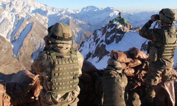 MSB: “25 KASIM’DA HAKURK BÖLGESİNDE KOMANDOLARIMIZ TARAFINDAN YENİ BİR OPERASYON BAŞLATILDI!.”