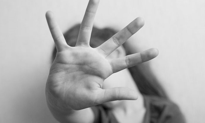 ENİŞTEDEN MİDE BULANDIRAN SÖZLER!. “SEN BENİMSİN GEL..”