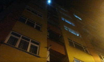 ŞÜPHELİ ÖLÜM!. PENCEREDEN DÜŞEREK ÖLEN ÇOCUĞUN ANNESİ TUTUKLANDI!.