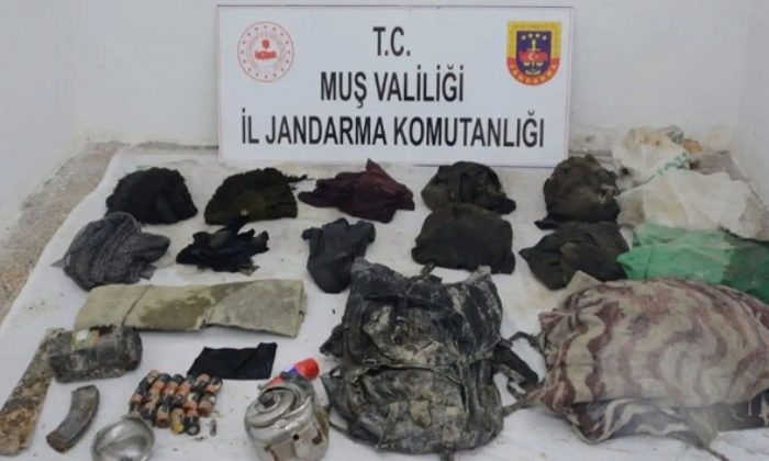 MUŞ’TA PKK’YA AİT 3 SIĞINAK İMHA EDİLDİ!.