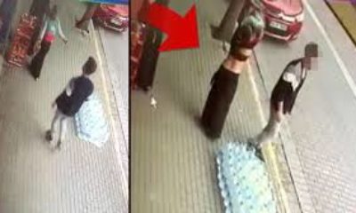 İSTANBUL’DA ŞOKE EDEN ANLAR!. SOKAK ORTASINDA SOYUNDU!.