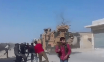 YPG’Lİ ALÇAKLAR TÜRK ASKERİ TAŞLADI!..